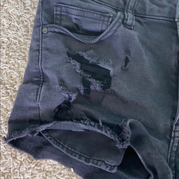 Black Jean shorts - Picture 2 of 5